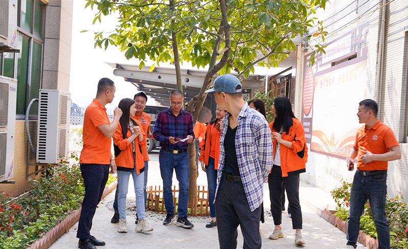 發(fā)財(cái)樹(shù)簽名活動(dòng) 發(fā)財(cái)樹(shù)簽名活動(dòng)